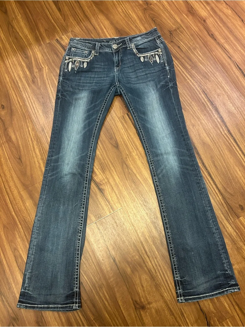 Grace in La Bootcut Women’s Cowgirl Rodeo Feathered Jeans 28 Wash Fade